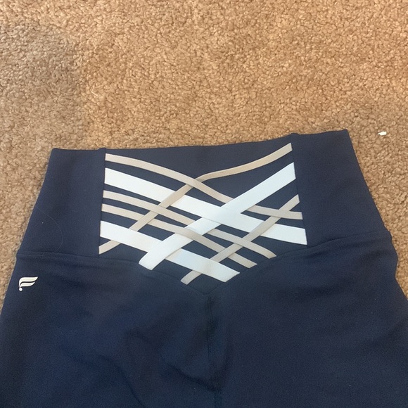 Fabletics XS PowerHold Leggings - Picture 3 of 3